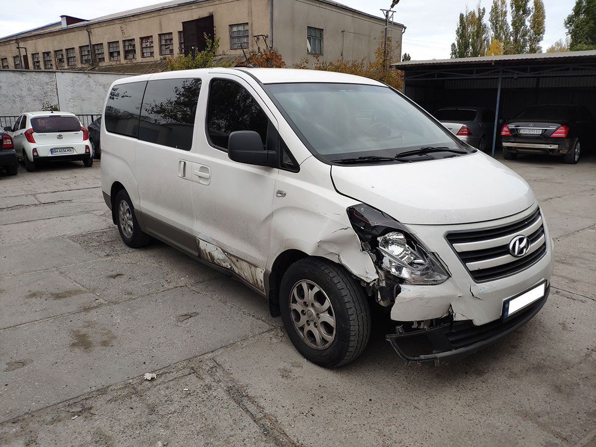 Hyundai H-1, 2010 год. Сумма ущерба 228737,68 грн. Стоимость оценки 2500,00 грн.